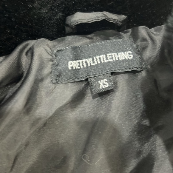 Pretty Little Thing puffer jacket XS - Picture 2 of 3